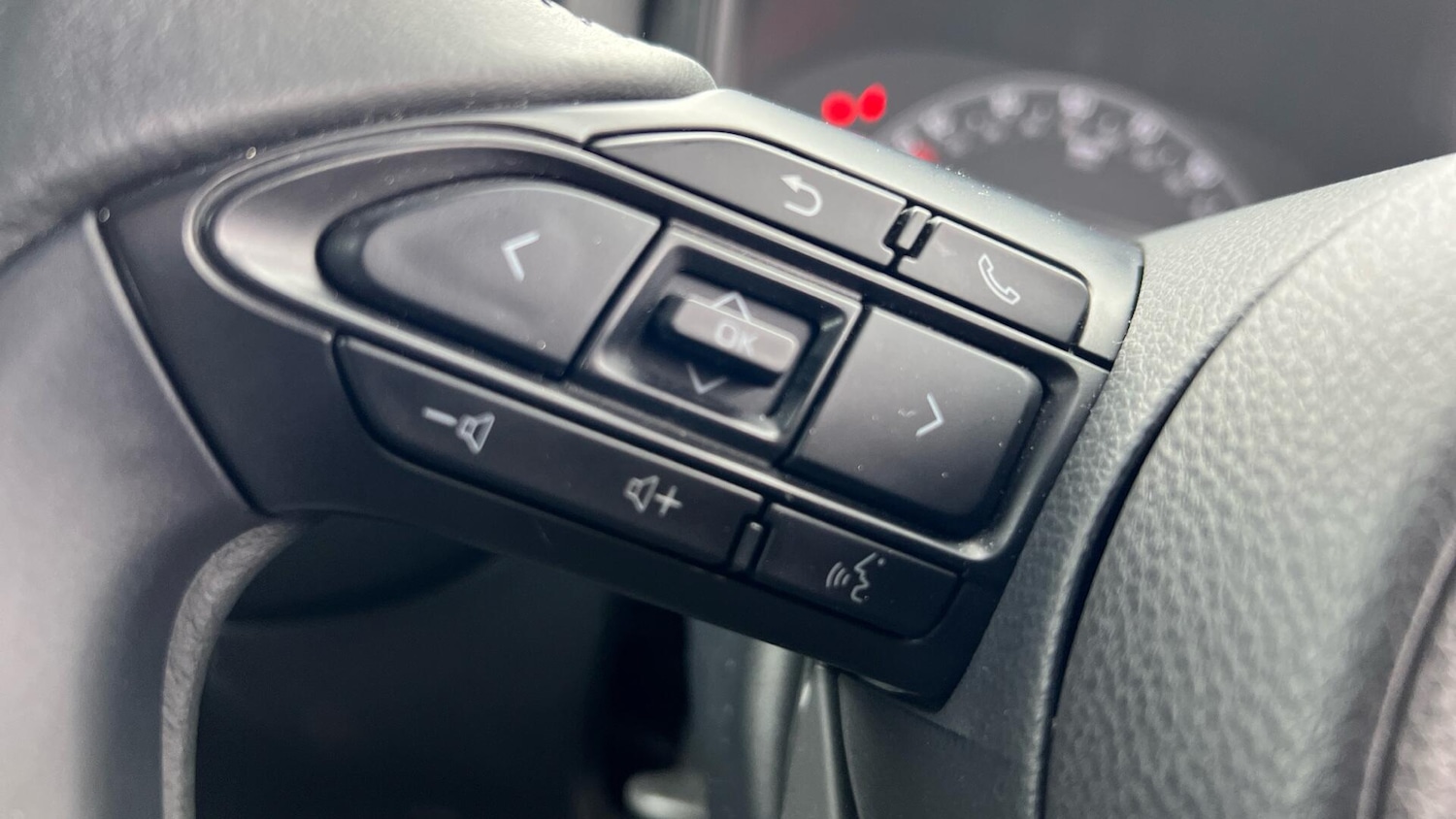 Used Toyota Aygo X for sale - 77279823: Photo 38