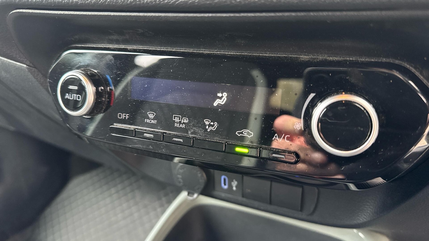 Used Toyota Aygo X for sale - 77925809: Photo 37