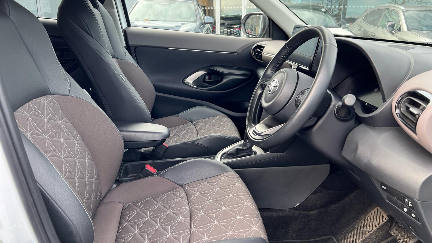 Used Toyota Yaris Cross for sale - 78115456: Photo 11