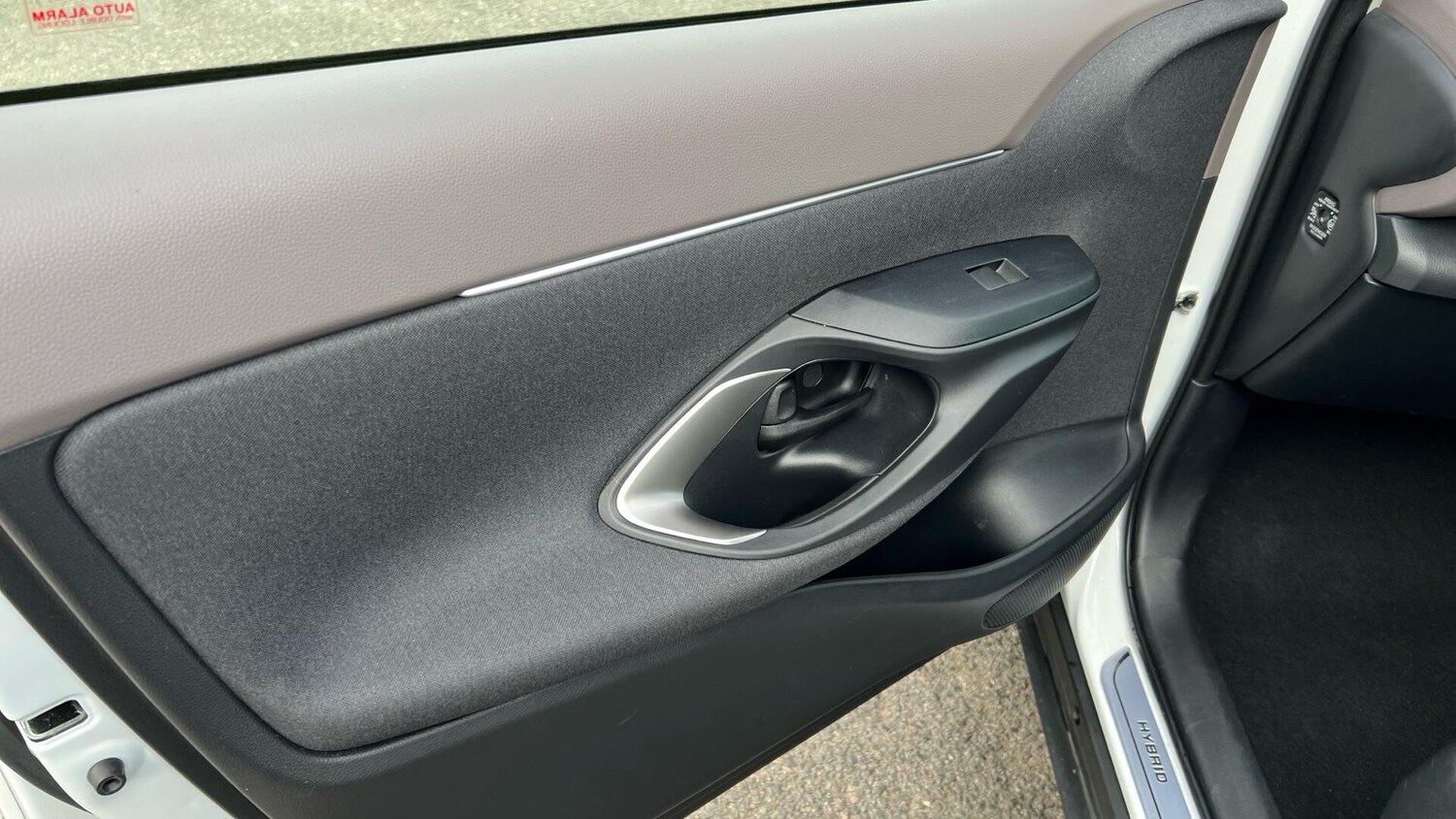 Used Toyota Yaris Cross for sale - 78115456: Photo 30