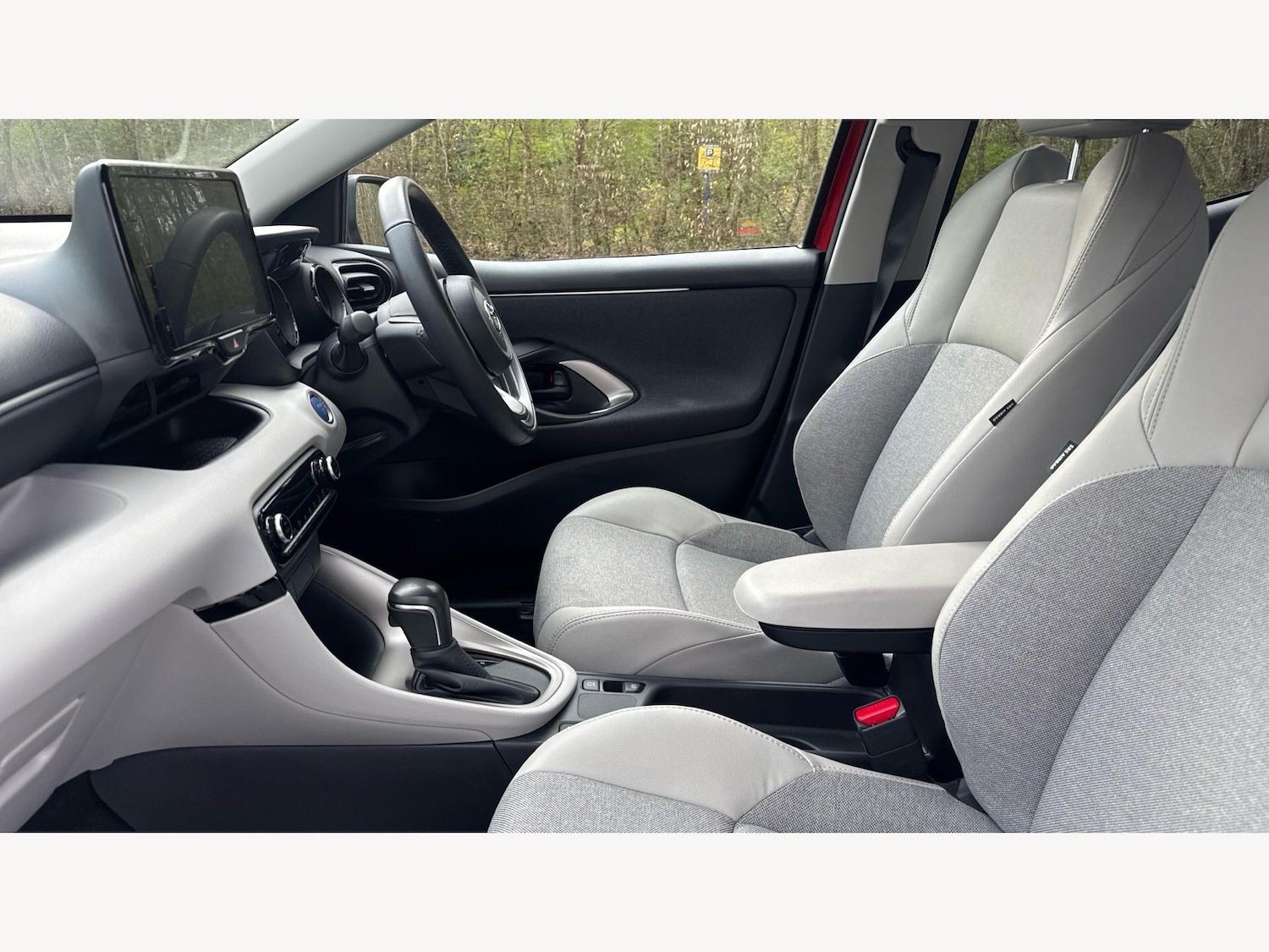 Used Toyota Yaris for sale - 77926245: Photo 12