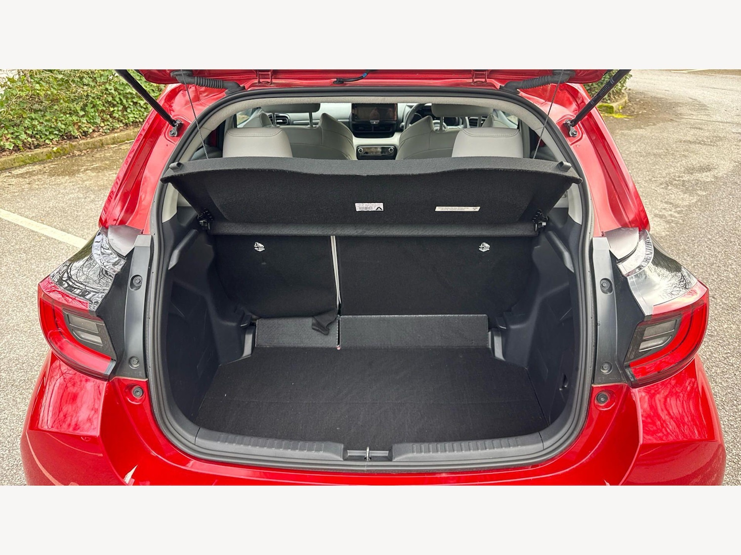 Used Toyota Yaris for sale - 77926245: Photo 16