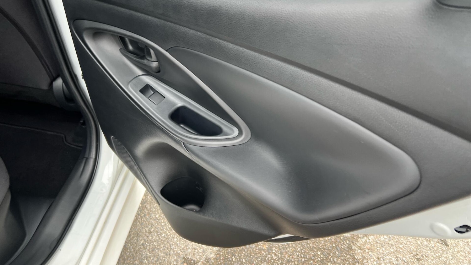 Used Toyota Yaris for sale - 77925459: Photo 32