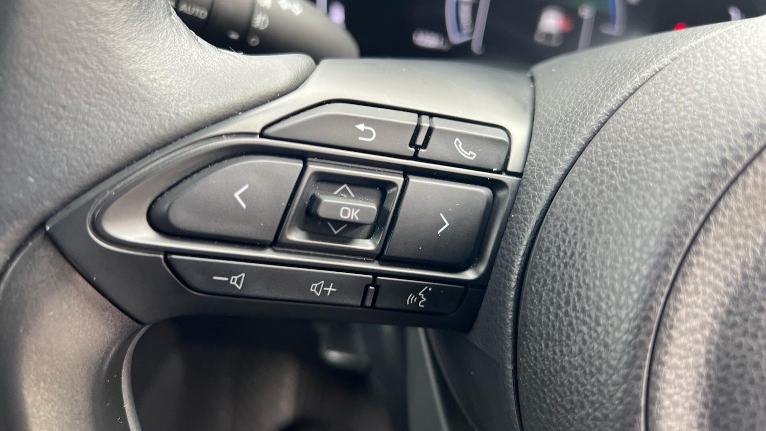 Used Toyota Yaris for sale - 77925459: Photo 38