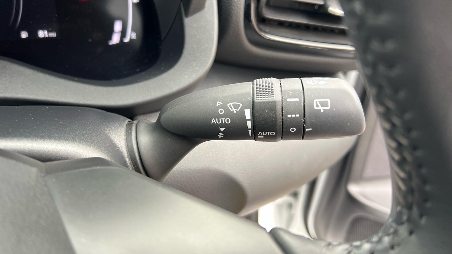 Used Toyota Yaris for sale - 77925459: Photo 40