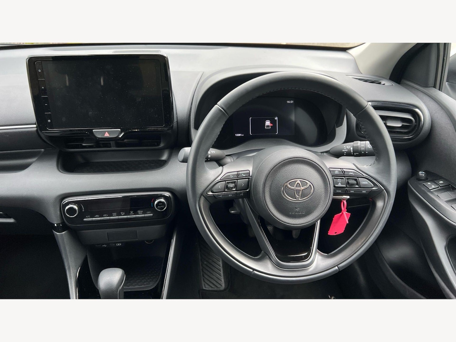 Used Toyota Yaris for sale - 77925459: Photo 8