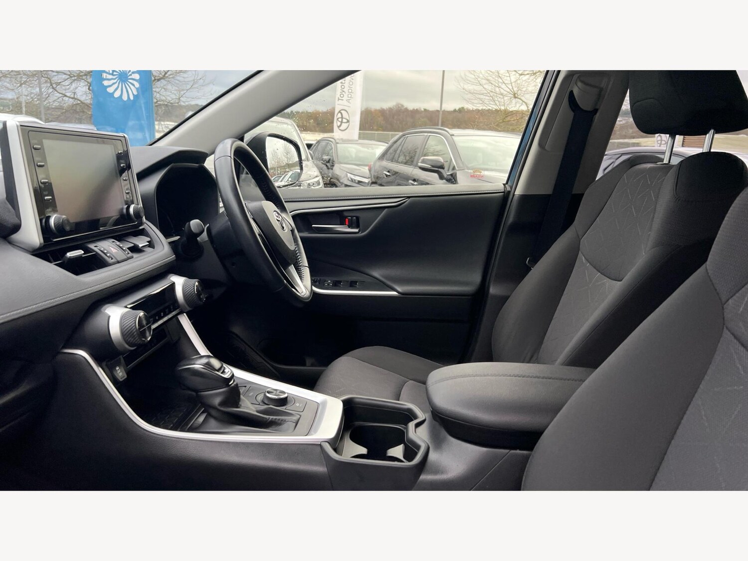 Used Toyota RAV4 2021 for sale - 76953344: Photo 12