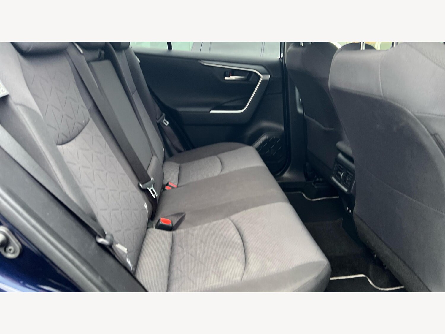 Used Toyota RAV4 2021 for sale - 76953344: Photo 14