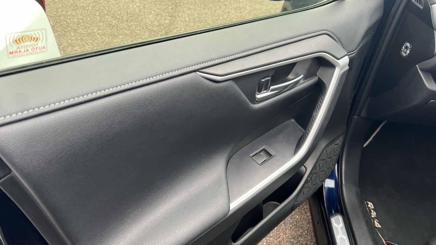 Used Toyota RAV4 2021 for sale - 76953344: Photo 34