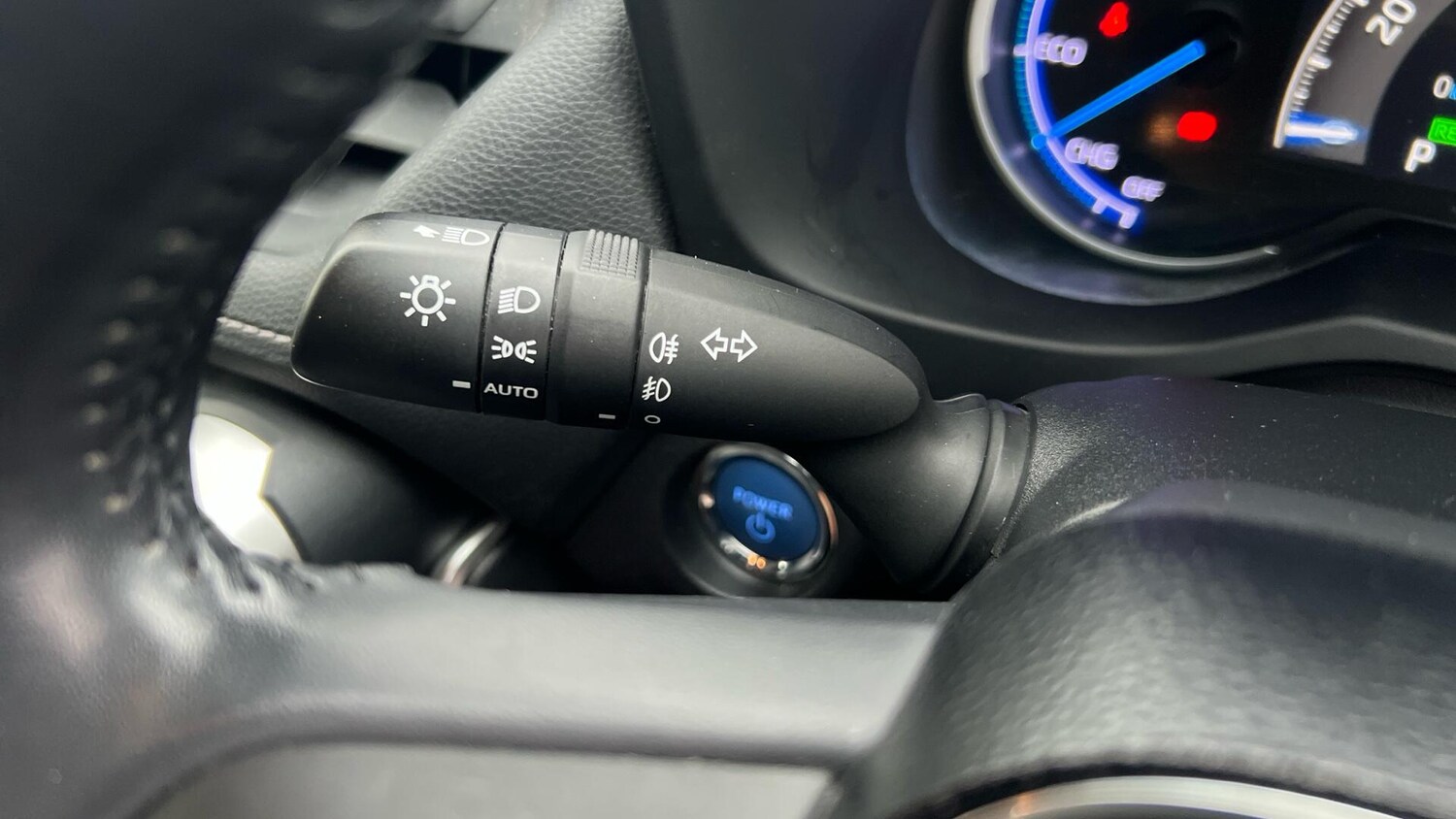 Used Toyota RAV4 2021 for sale - 76953344: Photo 42