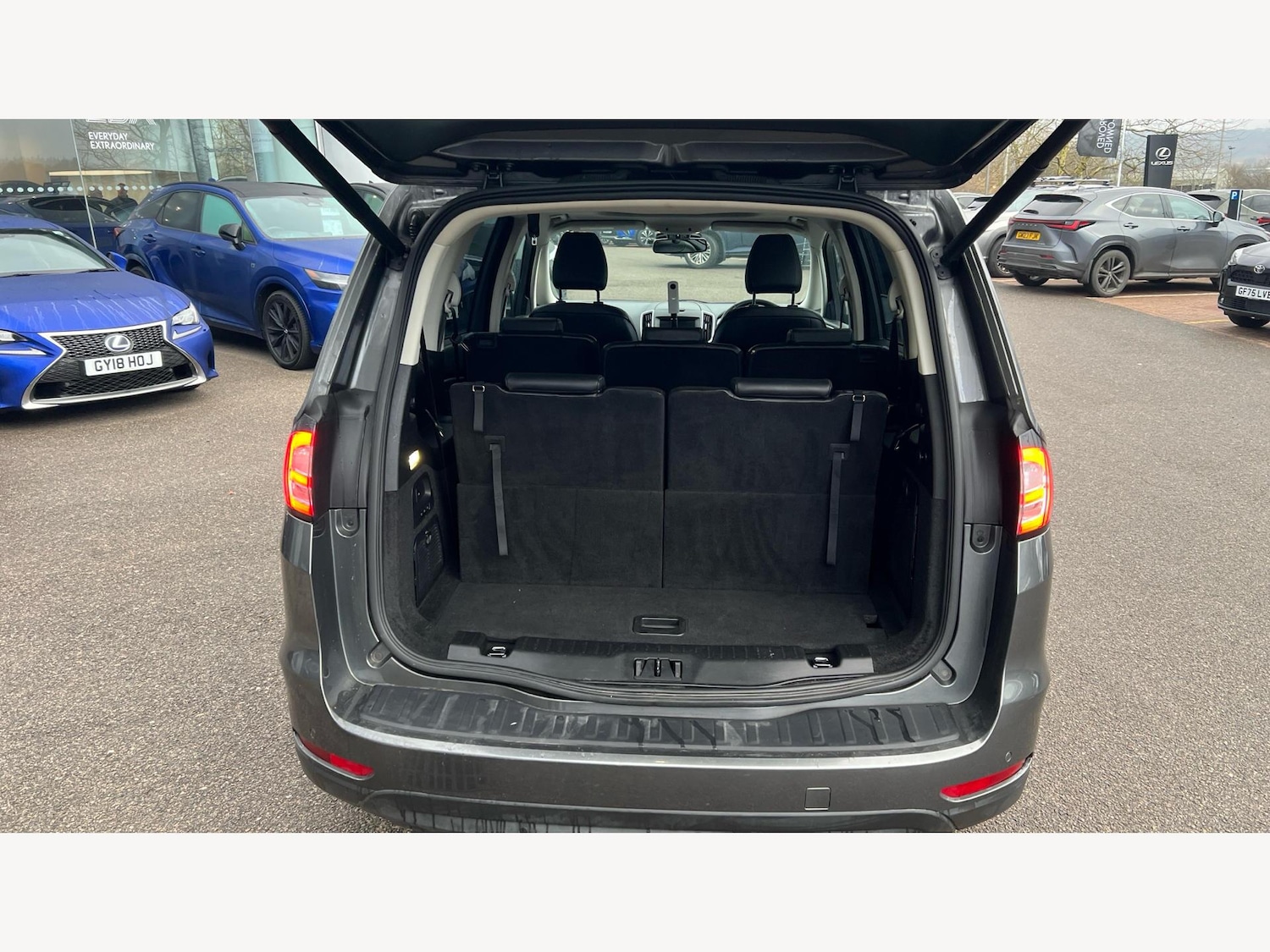 Used Ford Galaxy 2017 for sale - 77279561: Photo 16