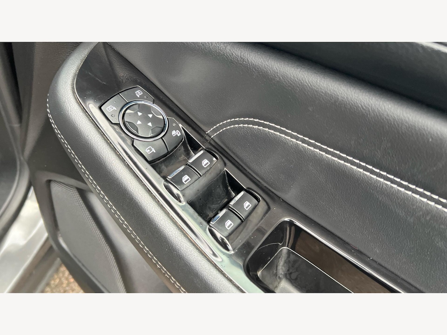 Used Ford Galaxy 2017 for sale - 77279561: Photo 30