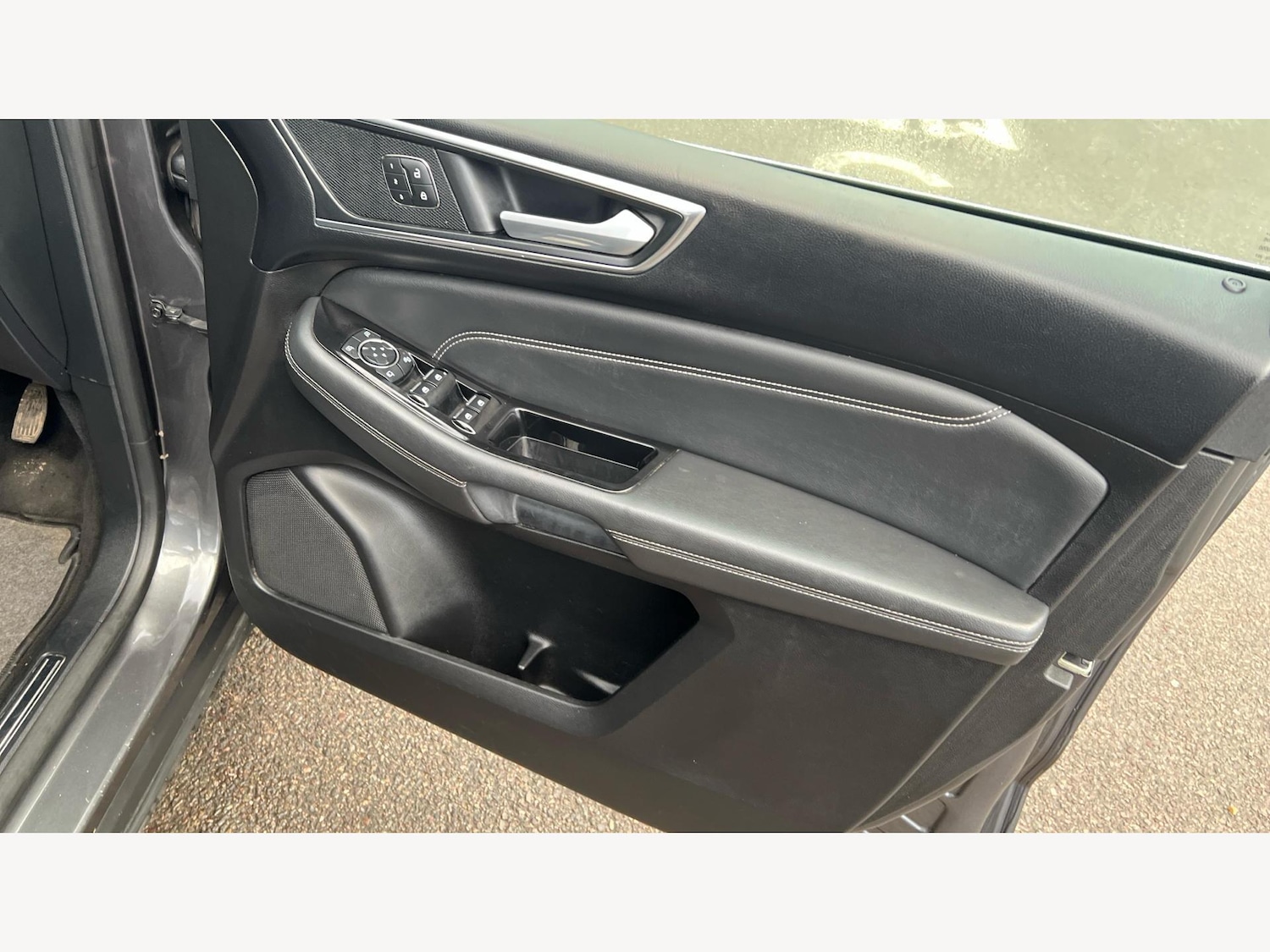 Used Ford Galaxy 2017 for sale - 77279561: Photo 31