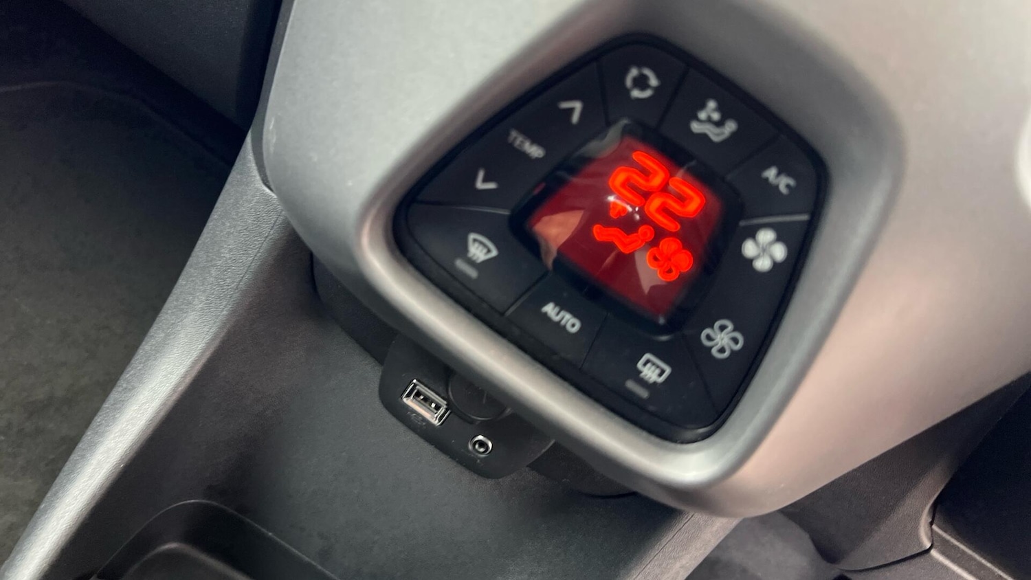 Used Toyota AYGO 2021 for sale - 77074326: Photo 37