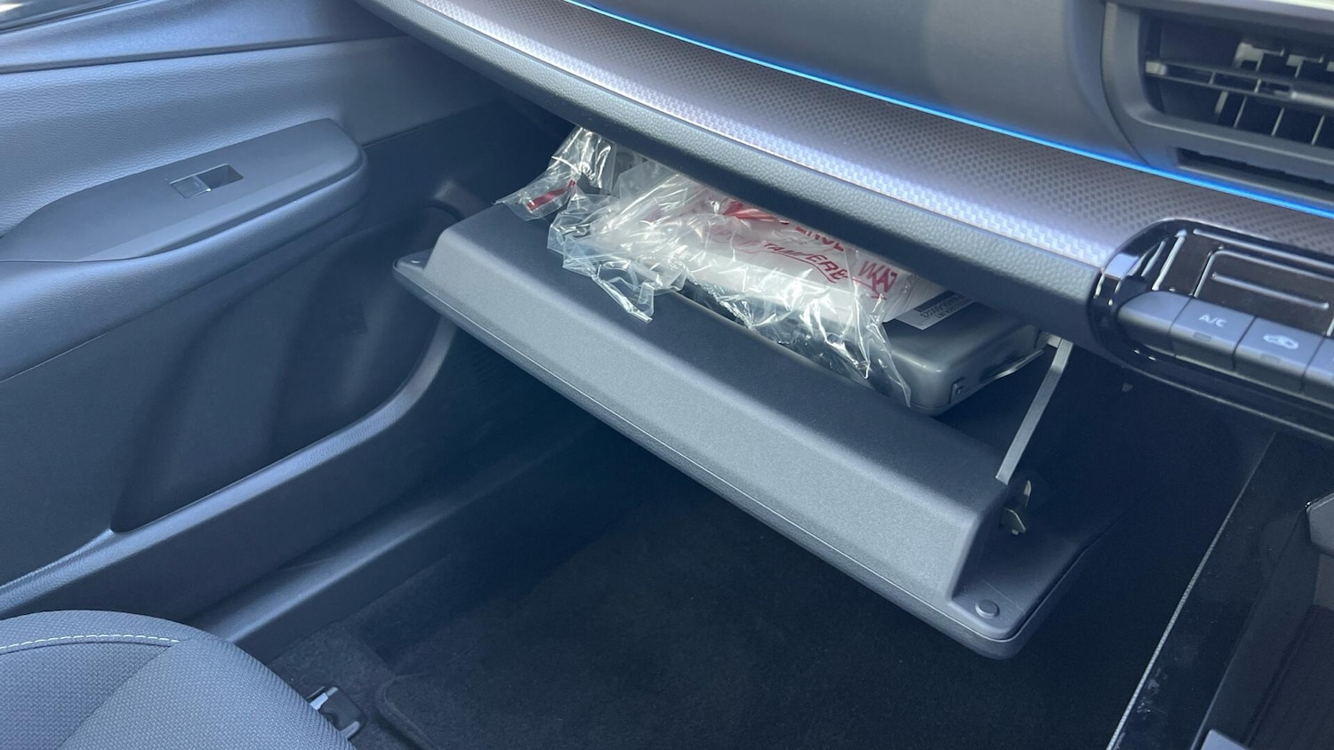 Used Toyota Prius 2025 for sale - 77611740: Photo 34