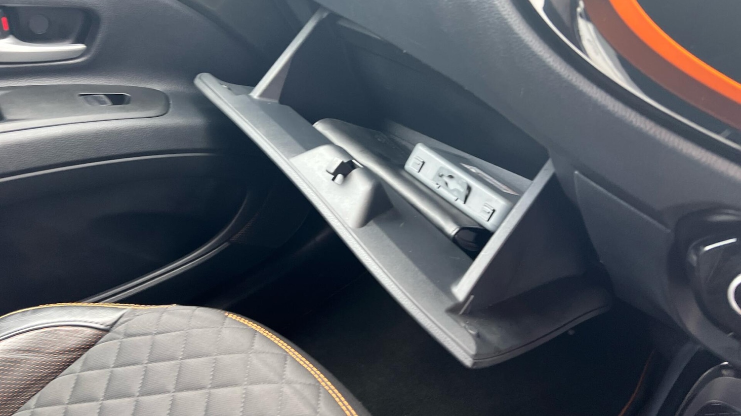 Used Toyota Aygo X 2022 for sale - 76645116: Photo 35