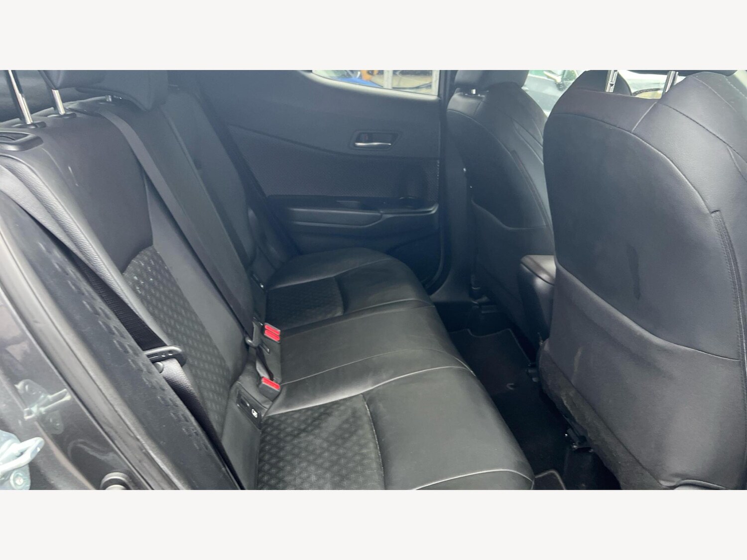 Used Toyota C-HR 2019 for sale - 77073981: Photo 14