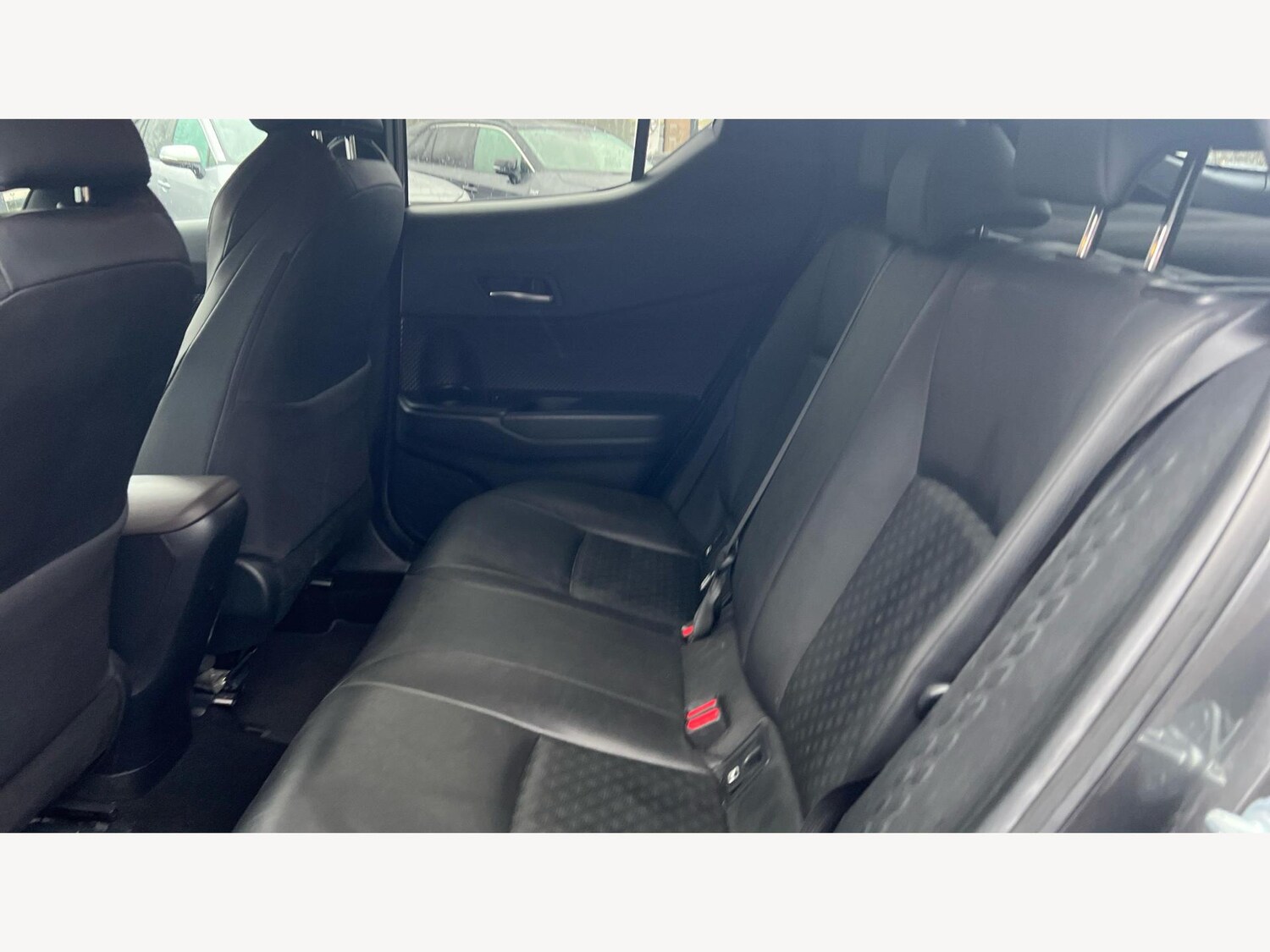 Used Toyota C-HR 2019 for sale - 77073981: Photo 15
