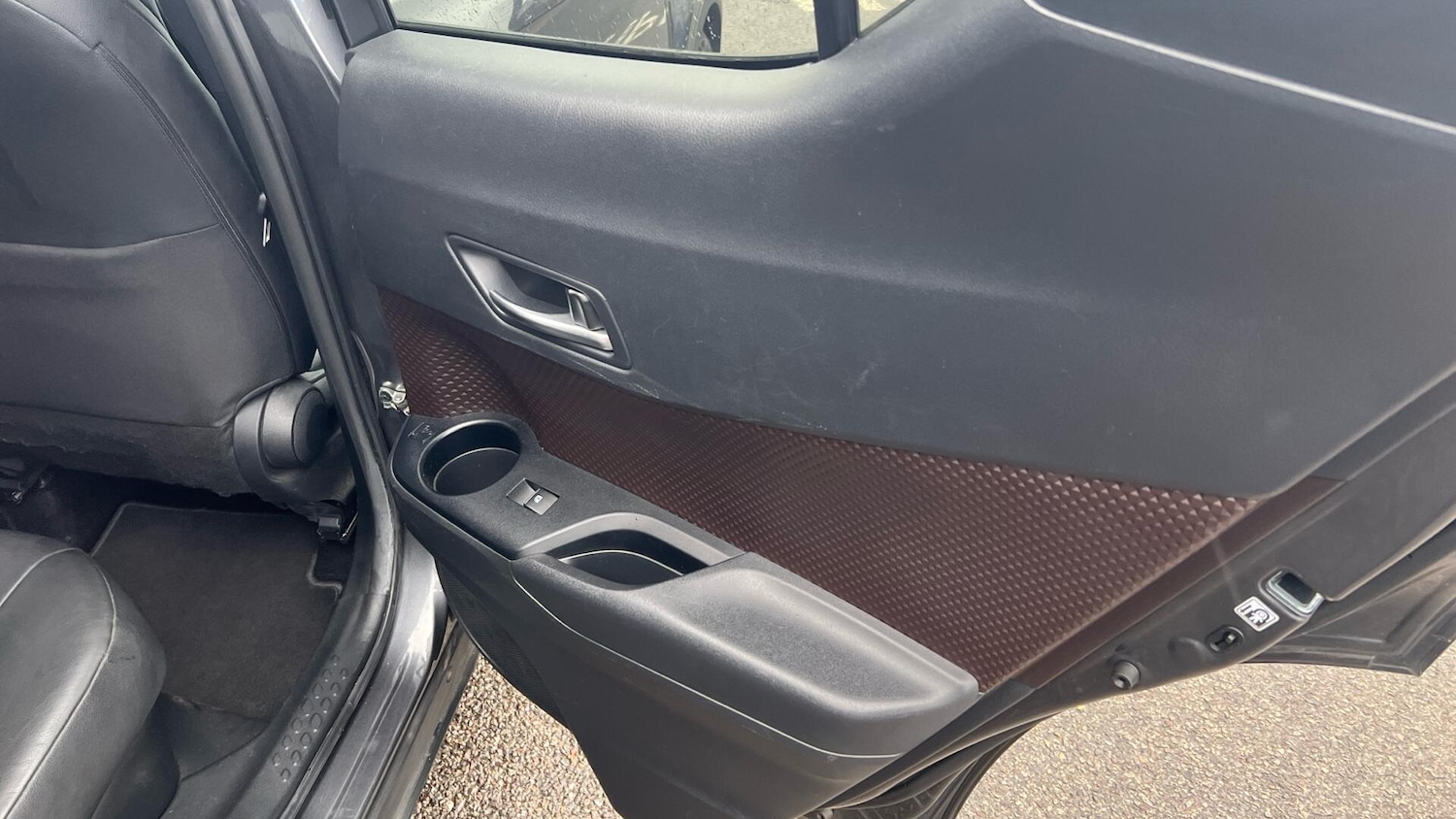 Used Toyota C-HR 2019 for sale - 77073981: Photo 33