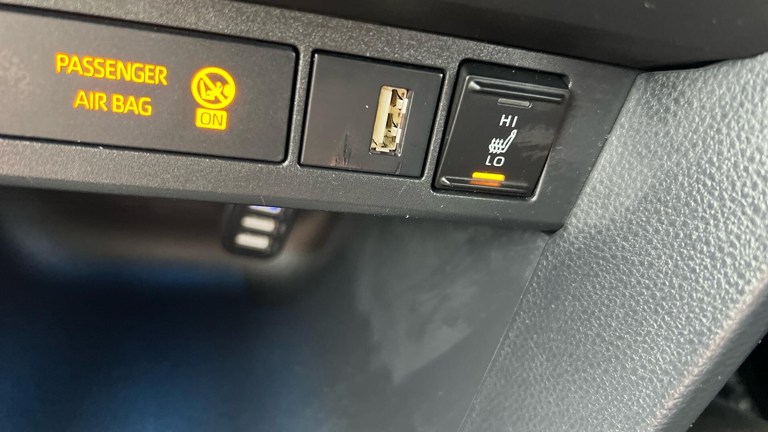 Used Toyota Yaris Cross 2022 for sale - 76865439: Photo 38