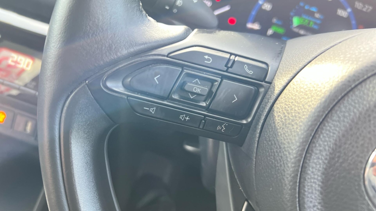 Used Toyota Yaris Cross 2022 for sale - 76865439: Photo 39