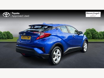 Used Toyota C-HR 2019 for sale - 79440836: Photo