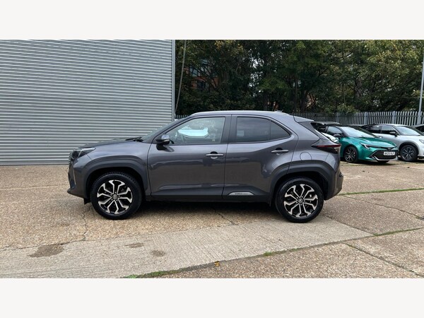 Used Toyota Yaris Cross 2022 for sale - 76326832: Photo 19