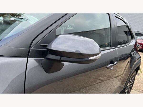 Used Toyota Yaris Cross 2022 for sale - 76326832: Photo 23