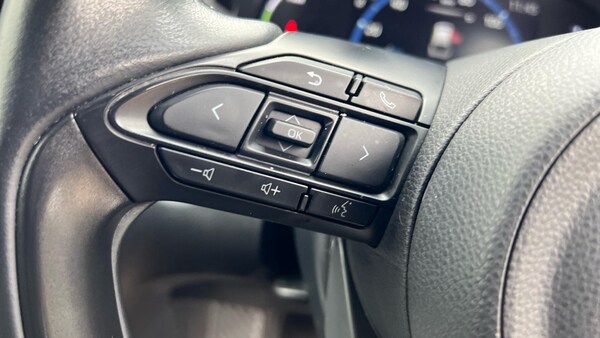 Used Toyota Yaris Cross 2022 for sale - 76326832: Photo 40