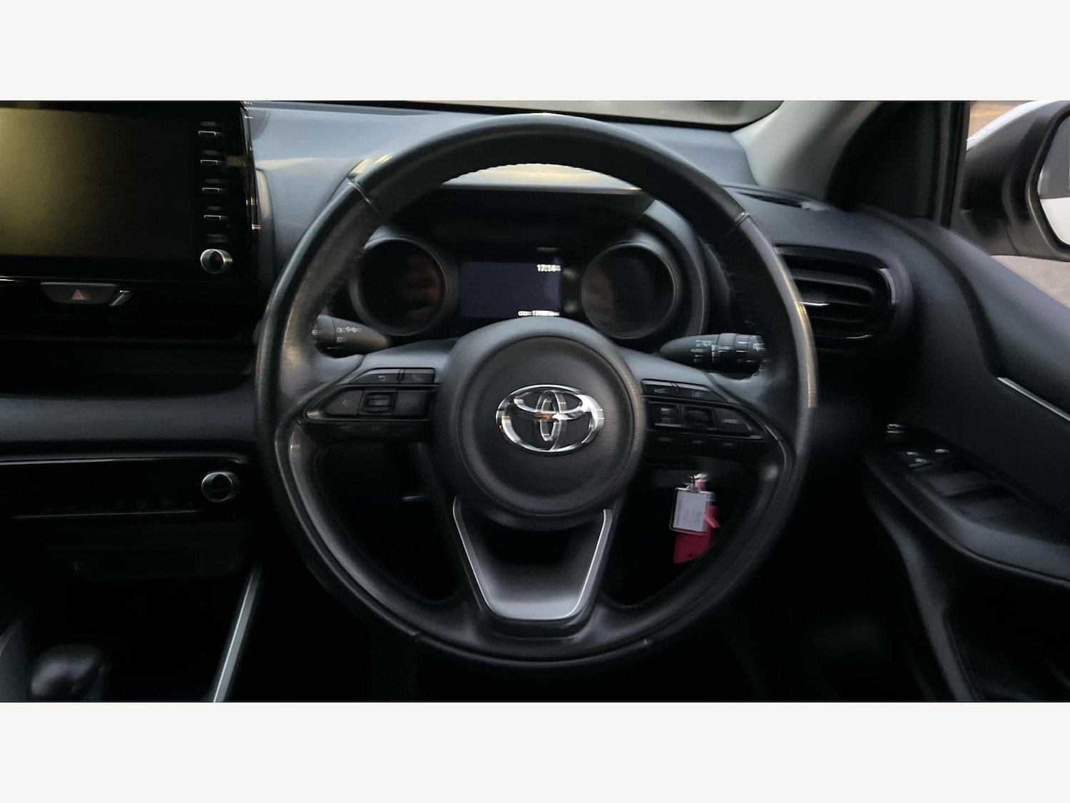 Used Toyota Yaris 2022 for sale - 77074800: Photo 10