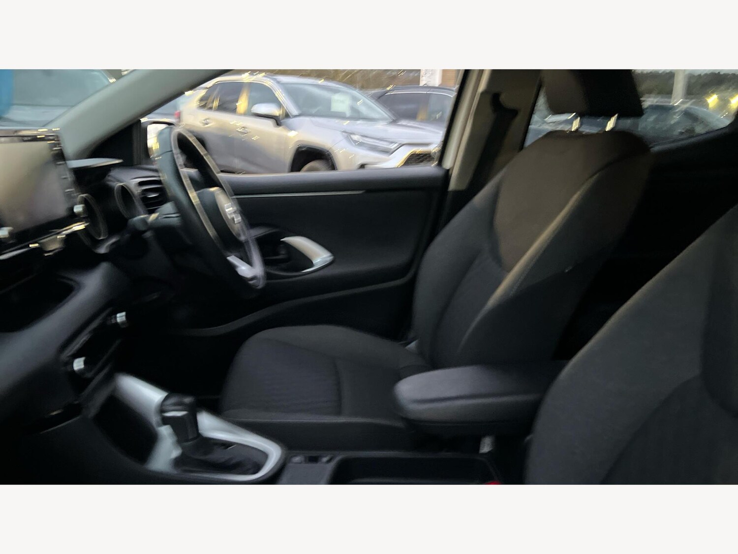 Used Toyota Yaris 2022 for sale - 77074800: Photo 12