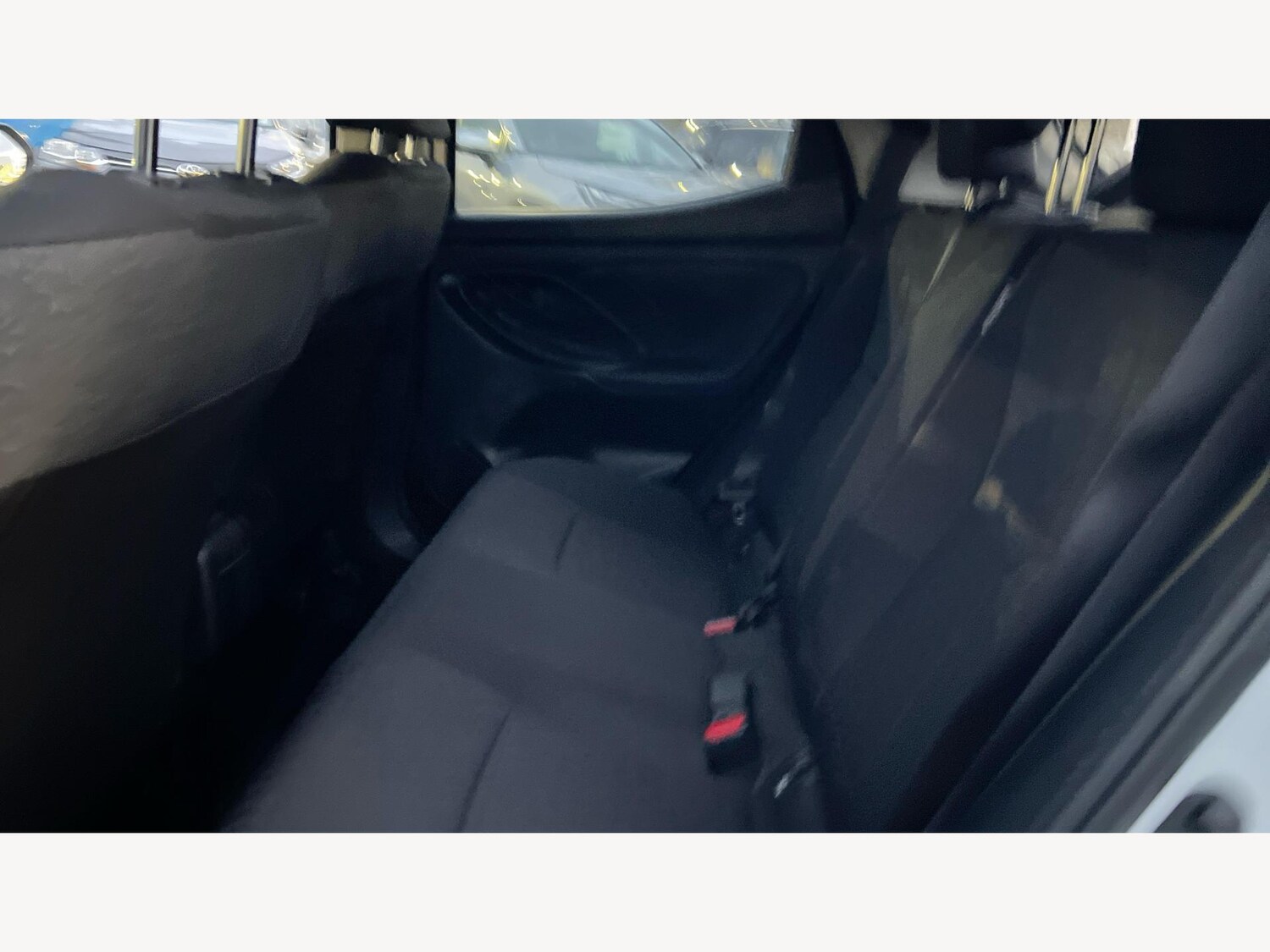 Used Toyota Yaris 2022 for sale - 77074800: Photo 15