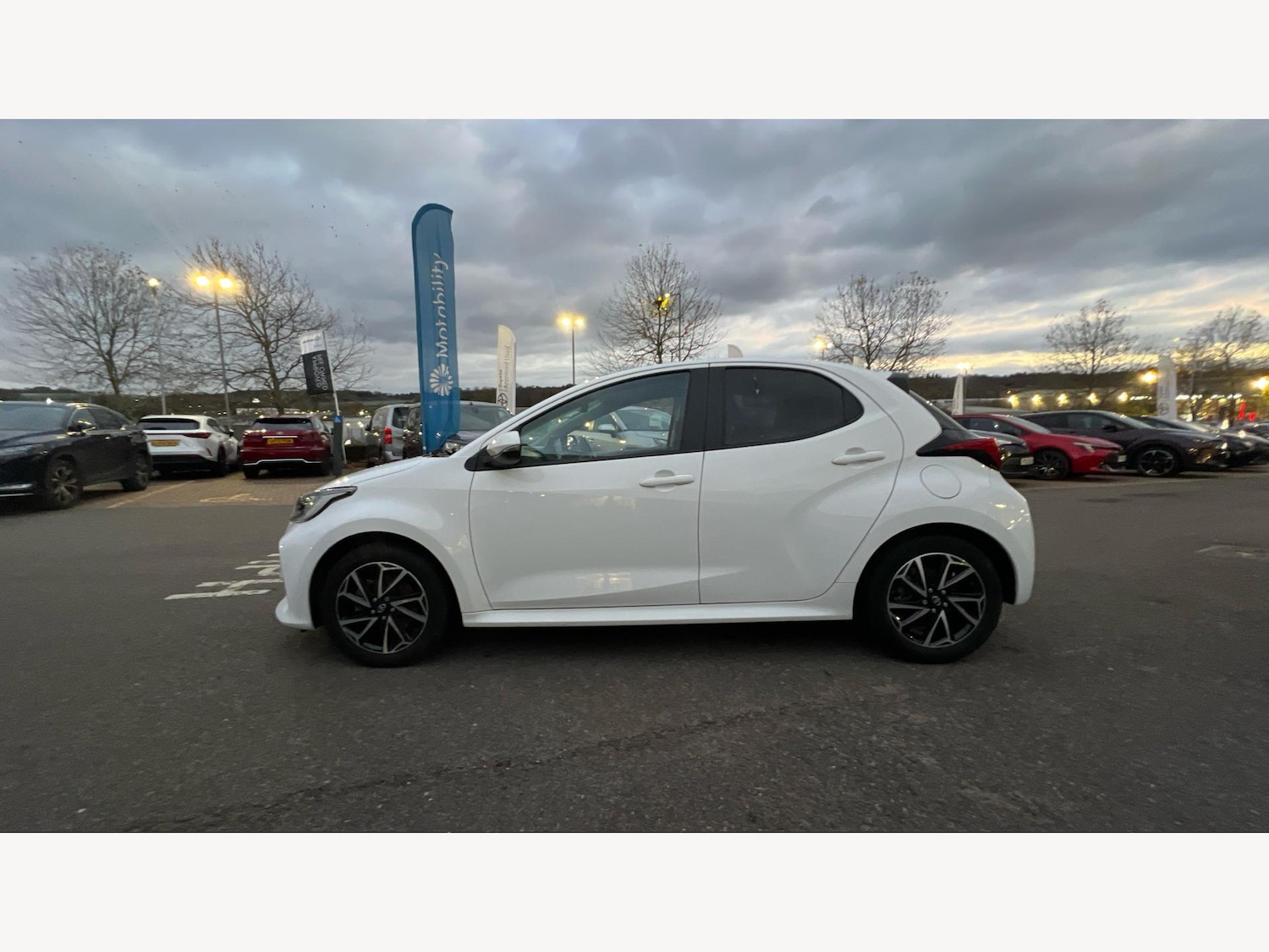 Used Toyota Yaris 2022 for sale - 77074800: Photo 19