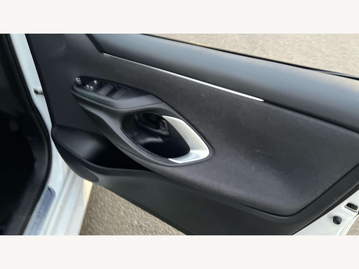 Used Toyota Yaris 2022 for sale - 77074800: Photo 31