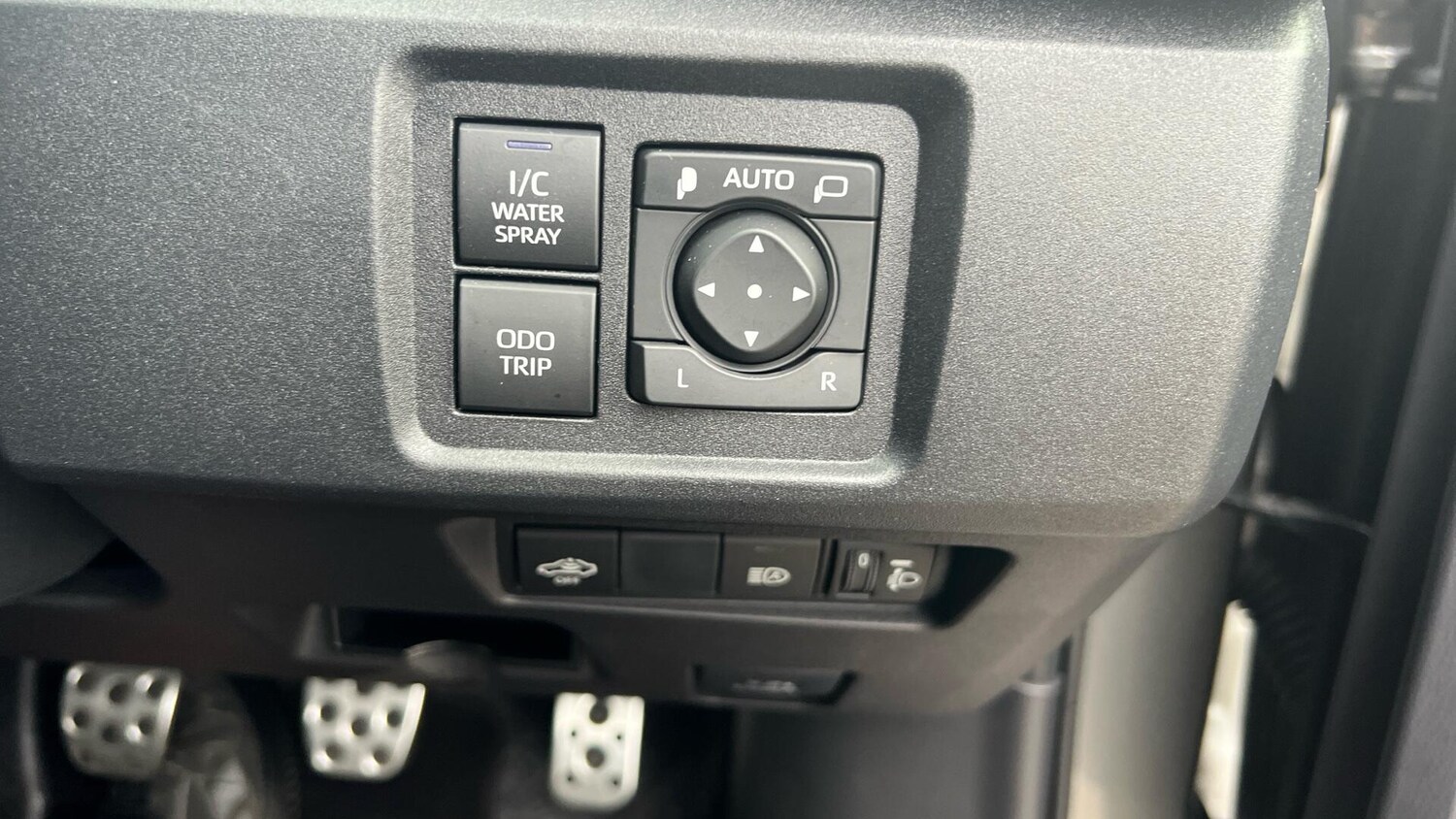 Vehicle 48