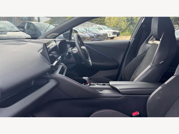 Used Toyota C-HR 2024 for sale - 76239836: Photo 12