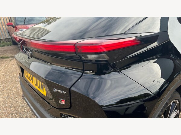 Used Toyota C-HR 2024 for sale - 76239836: Photo 26