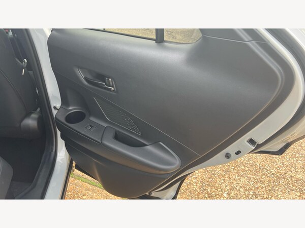 Used Toyota C-HR 2024 for sale - 76239836: Photo 33