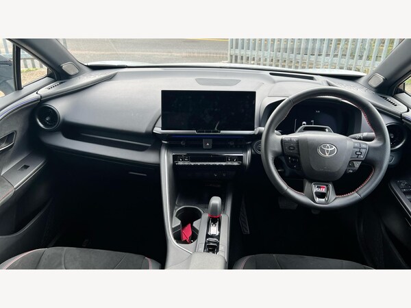 Used Toyota C-HR 2024 for sale - 76239836: Photo 7
