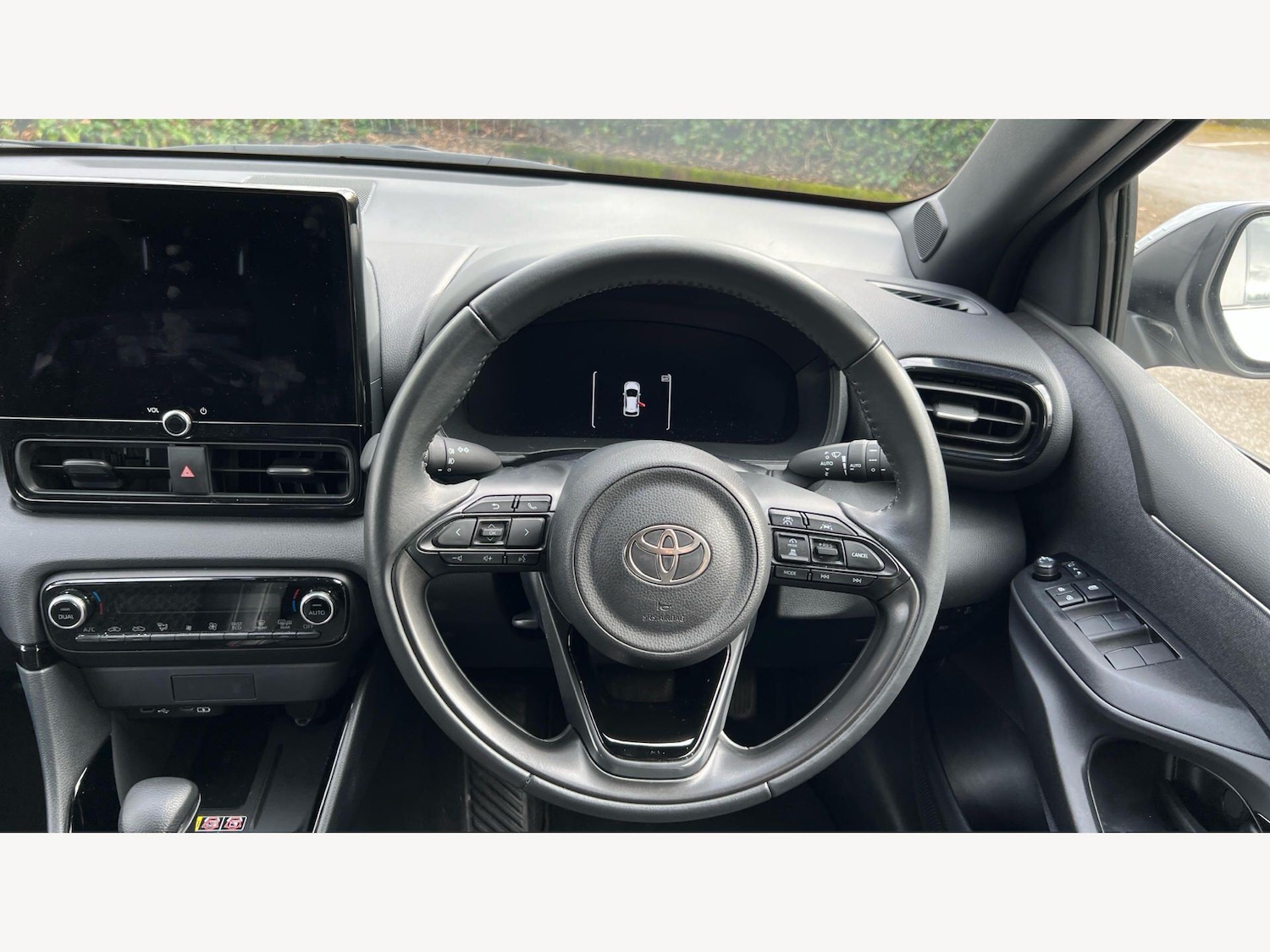 Used Toyota Yaris for sale - 77925505: Photo 10