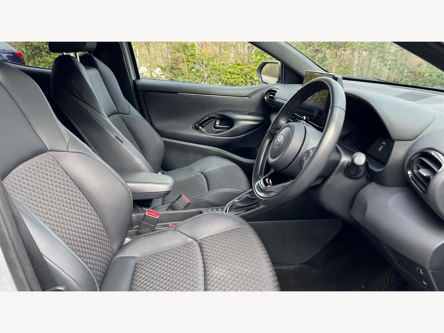 Used Toyota Yaris for sale - 77925505: Photo 13