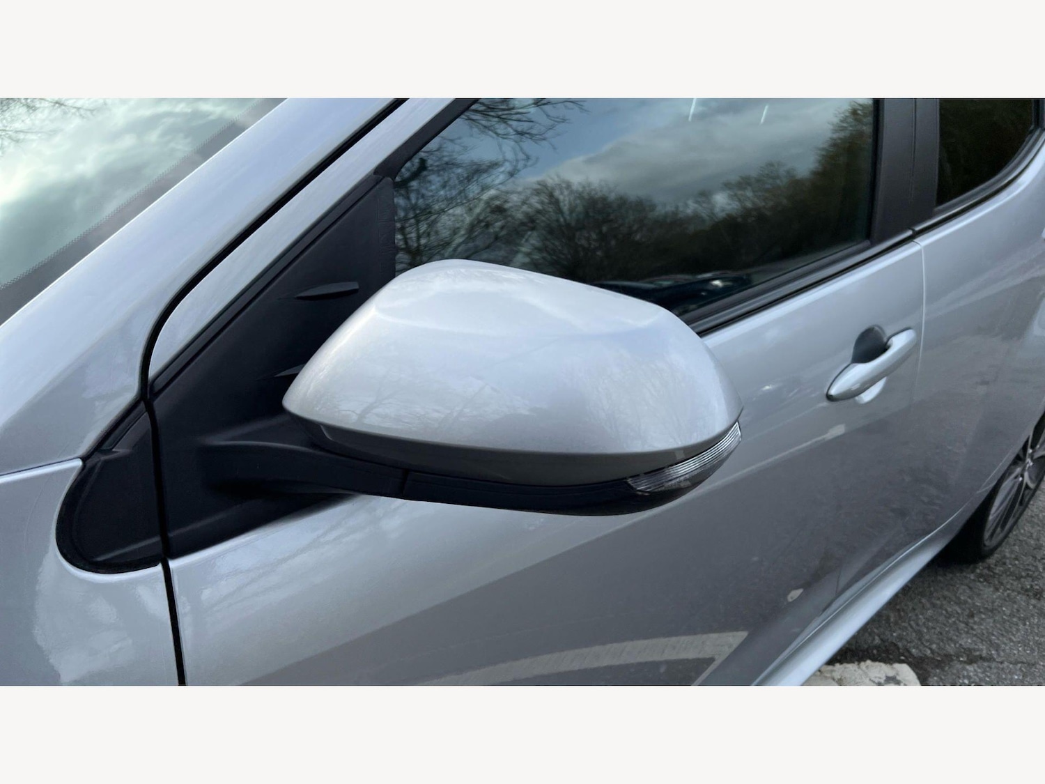 Used Toyota Yaris for sale - 77925505: Photo 23