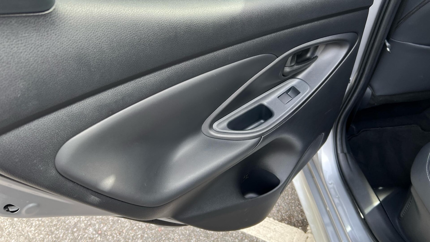 Used Toyota Yaris for sale - 77925505: Photo 33