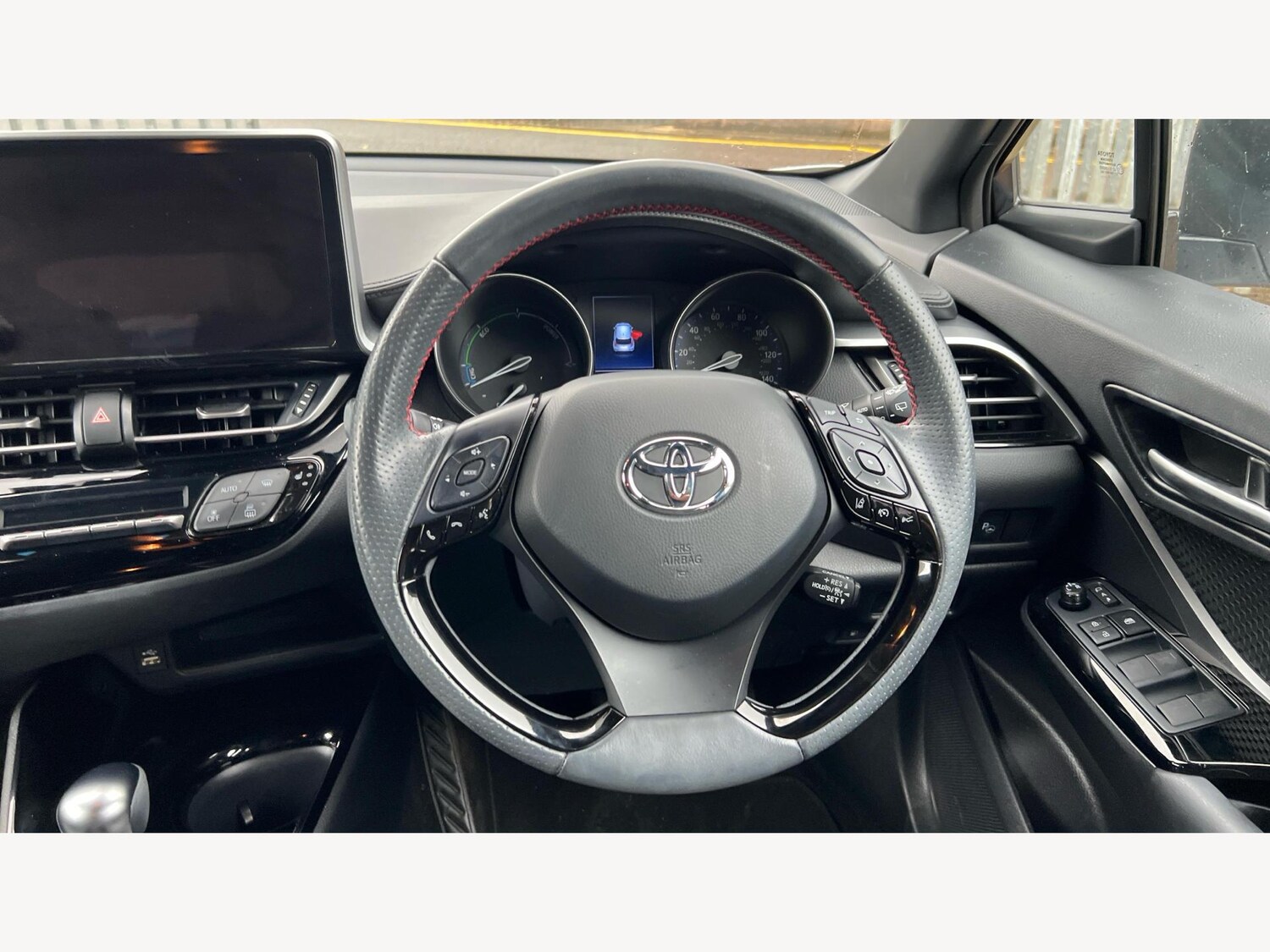 Used Toyota C-HR 2023 for sale - 76988459: Photo 10