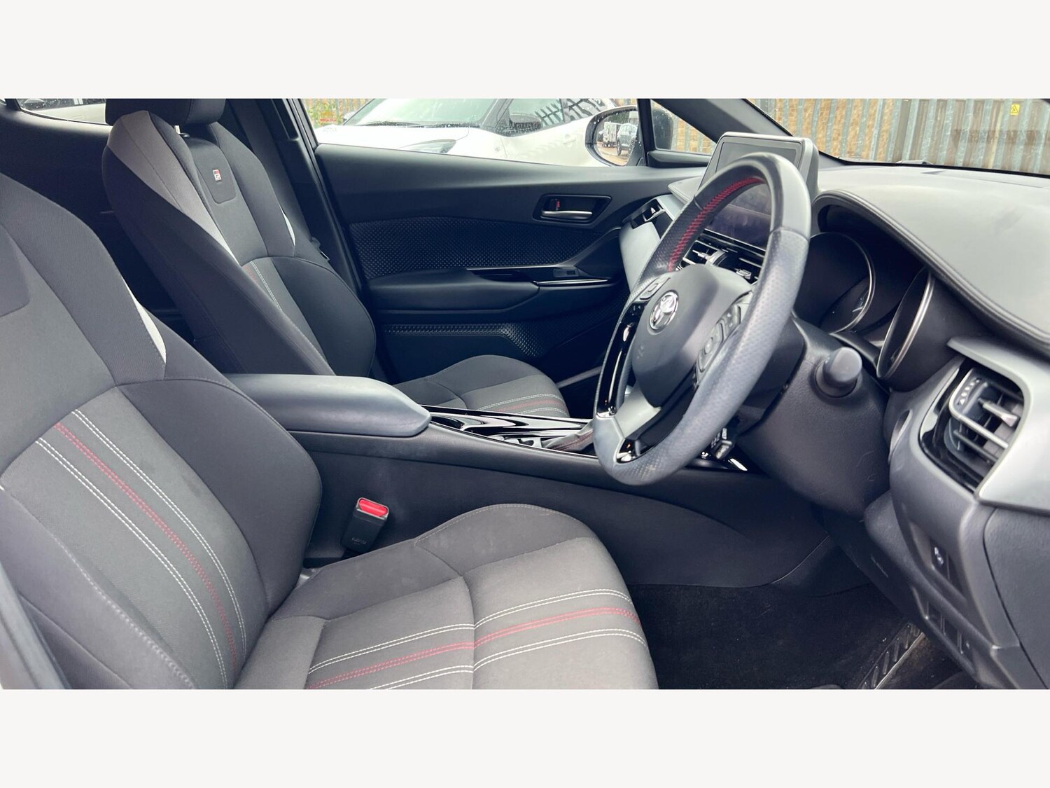 Used Toyota C-HR 2023 for sale - 76988459: Photo 13