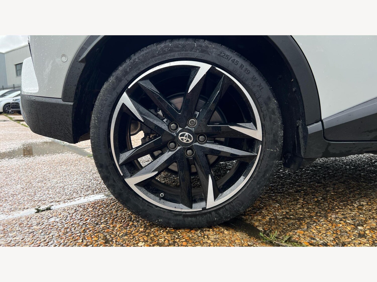 Used Toyota C-HR 2023 for sale - 76988459: Photo 20