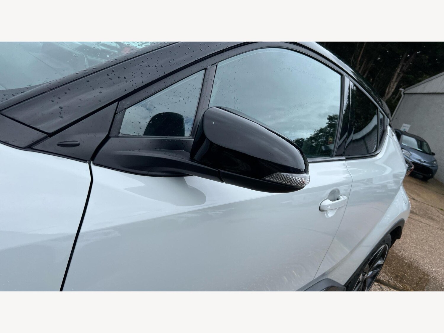 Used Toyota C-HR 2023 for sale - 76988459: Photo 23
