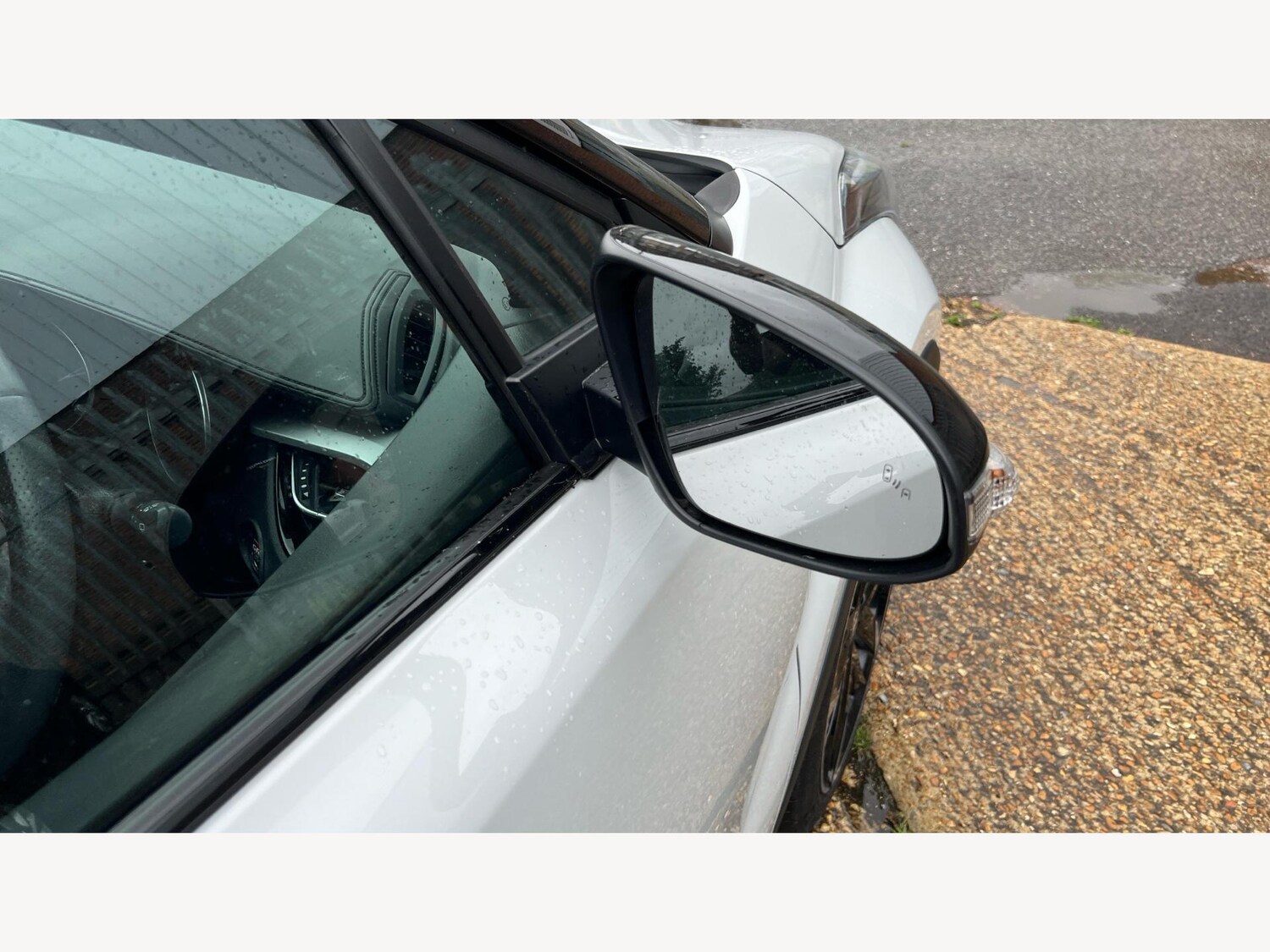 Used Toyota C-HR 2023 for sale - 76988459: Photo 29