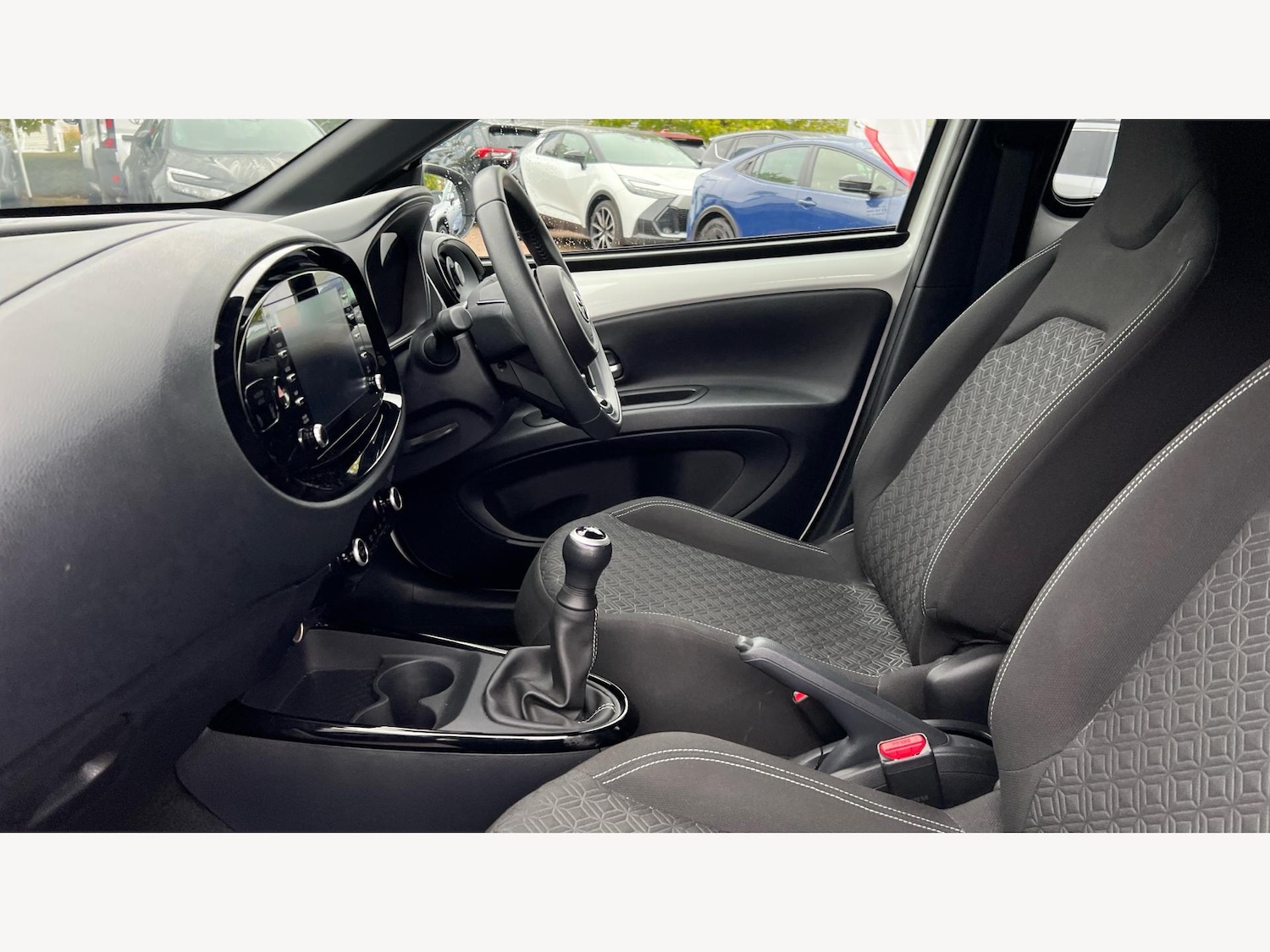 Used Toyota Aygo X 2023 for sale - 76175353: Photo 12
