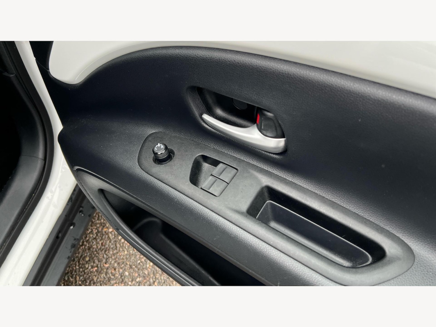 Used Toyota Aygo X 2023 for sale - 76175353: Photo 30